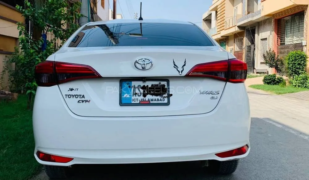 Toyota Yaris Sedan 2020 for Sale in Faisalabad Image-1