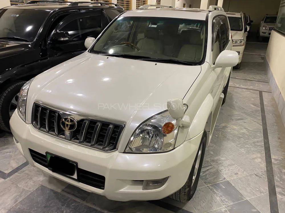 Toyota Prado 2004 for Sale in Kharian Image-1