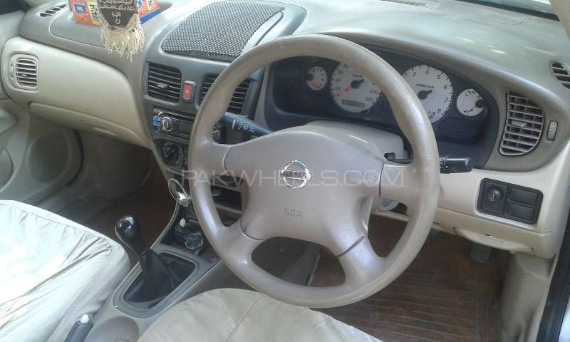 Nissan Sunny 2006 for Sale in Karachi Image-1