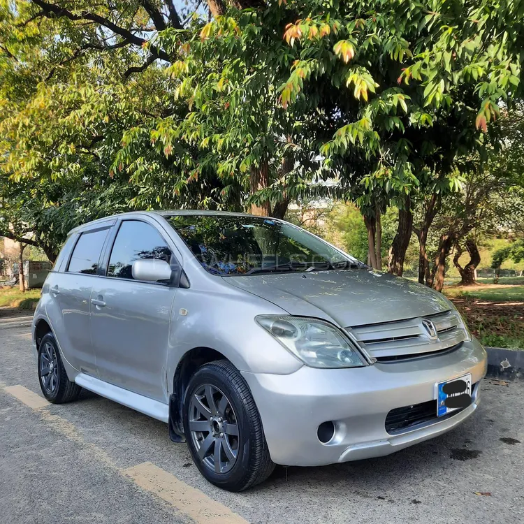 Toyota IST 2003 for Sale in Islamabad Image-1