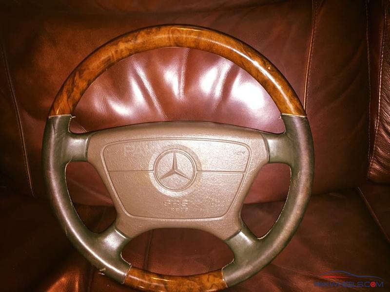 Mercedes Wood/leather Steering wheel For Sale Image-1