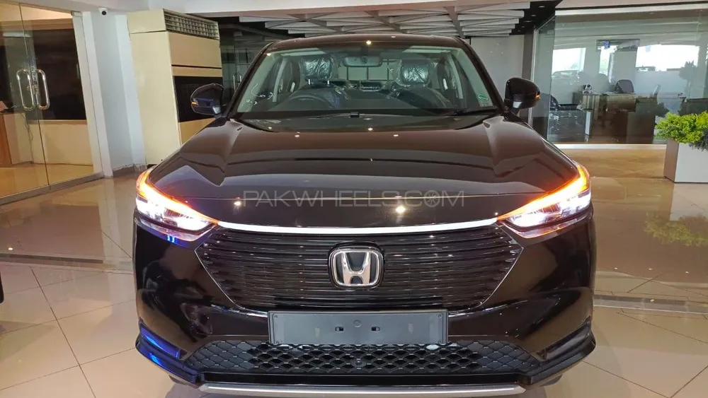 Honda HR-V 2023 for Sale in Lahore Image-1