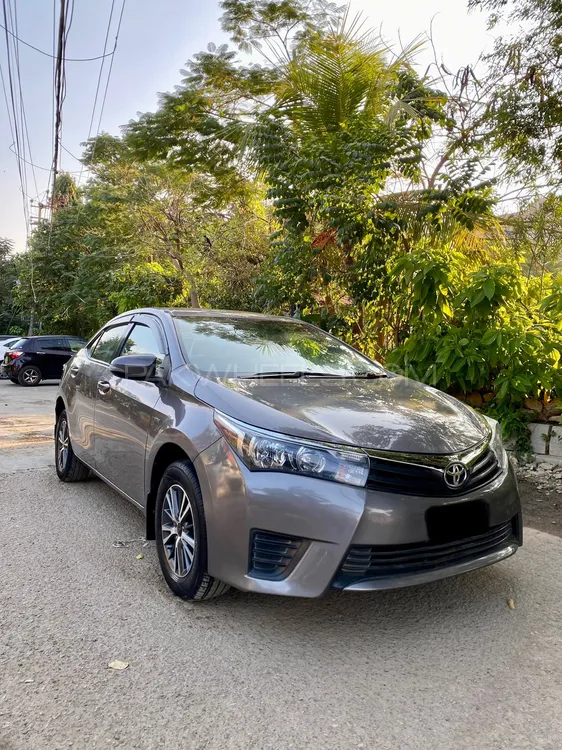 Toyota Corolla 2016 for Sale in Karachi Image-1