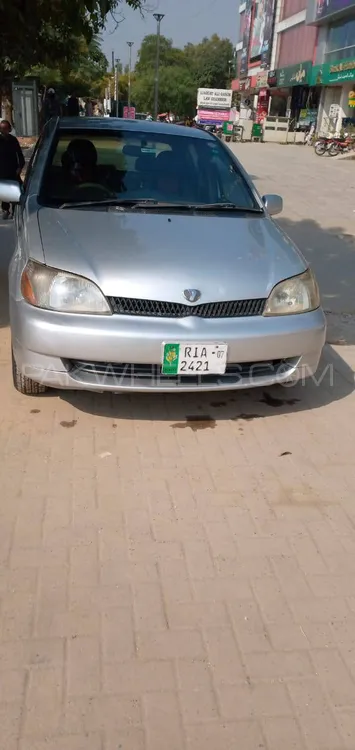Toyota Platz 2000 for Sale in Islamabad Image-1