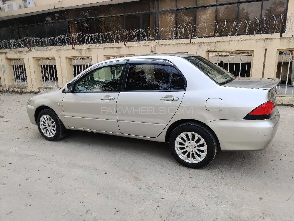 Mitsubishi Lancer GL 2005 for sale in Islamabad | PakWheels