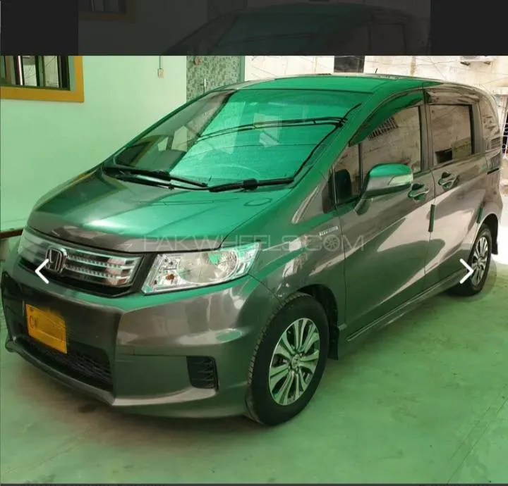Honda Freed 2012 for Sale in Karachi Image-1