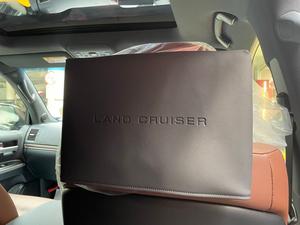 Make: Land Cruiser ZX
Model: 2020
Mileage: 5,800 KM
Reg: Unregistered 

Full House

Calling and Visiting Hours

Monday to Saturday

11:00 AM to 7:00 PM