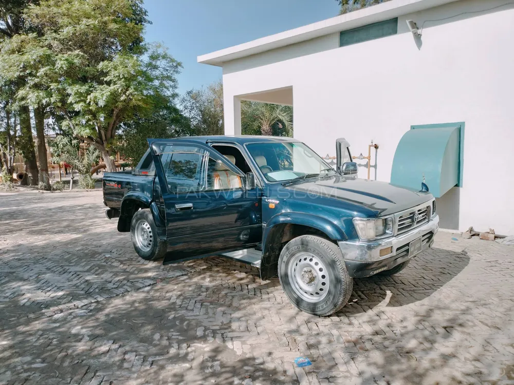 Toyota Hilux 1997 for Sale in Wah cantt Image-1