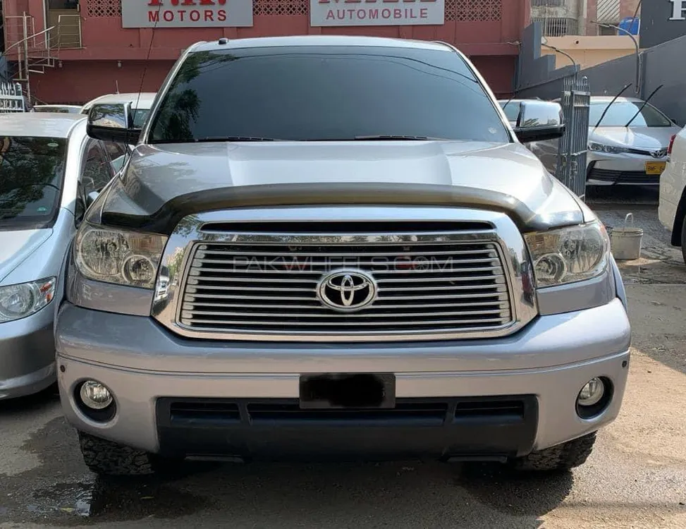 Toyota Tundra 2010 for Sale in Karachi Image-1