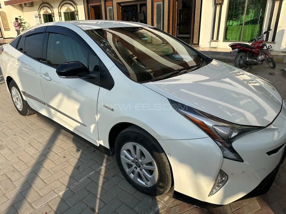 Toyota Prius 2017 for sale in Wazirabad