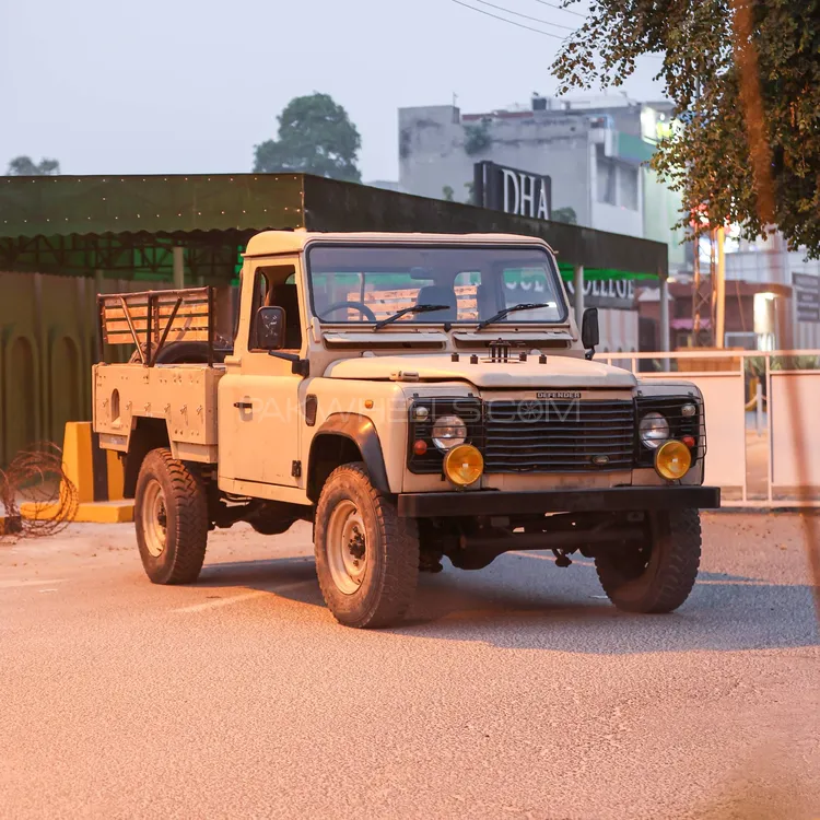 Land Rover Defender 2006 for sale in Lahore