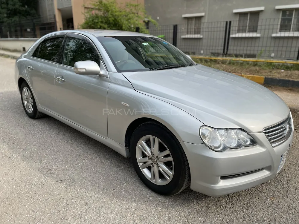 Toyota Mark X 2004 for Sale in Islamabad Image-1