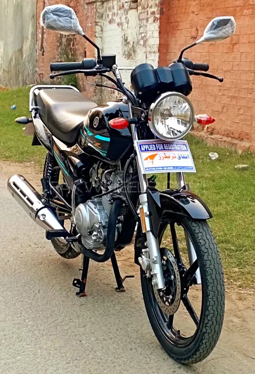 Used Yamaha YB 125Z-DX 2023 Bike For Sale In Lahore - 509035 | PakWheels