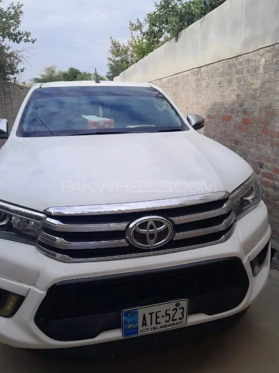 Toyota Hilux 2018 for Sale in Peshawar Image-1
