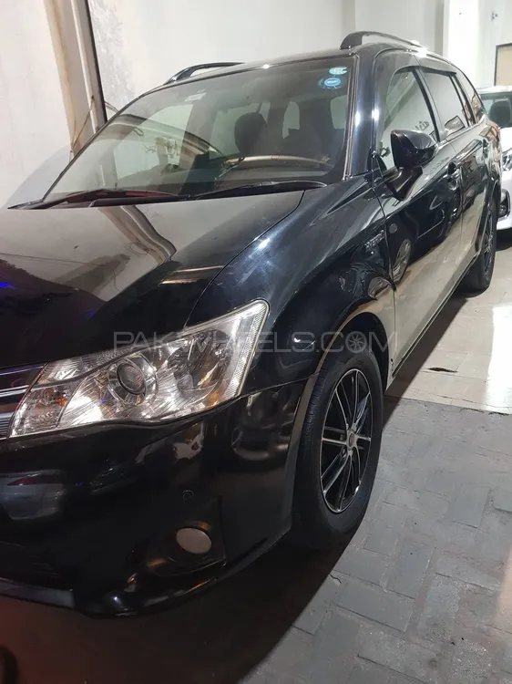 Toyota Corolla Fielder 2014 for Sale in Multan Image-1