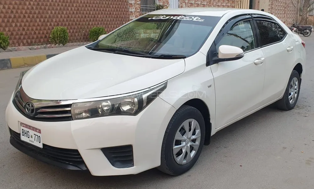 Toyota Corolla 2017 for Sale in Karachi Image-1