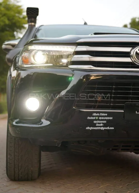 Toyota Hilux 2016 for Sale in Lahore Image-1
