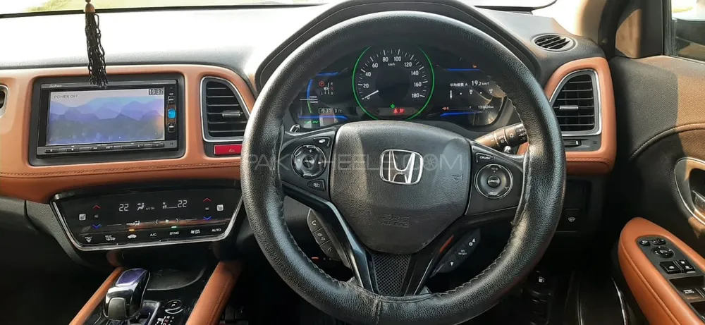 Honda Vezel 2014 for sale in Faisalabad