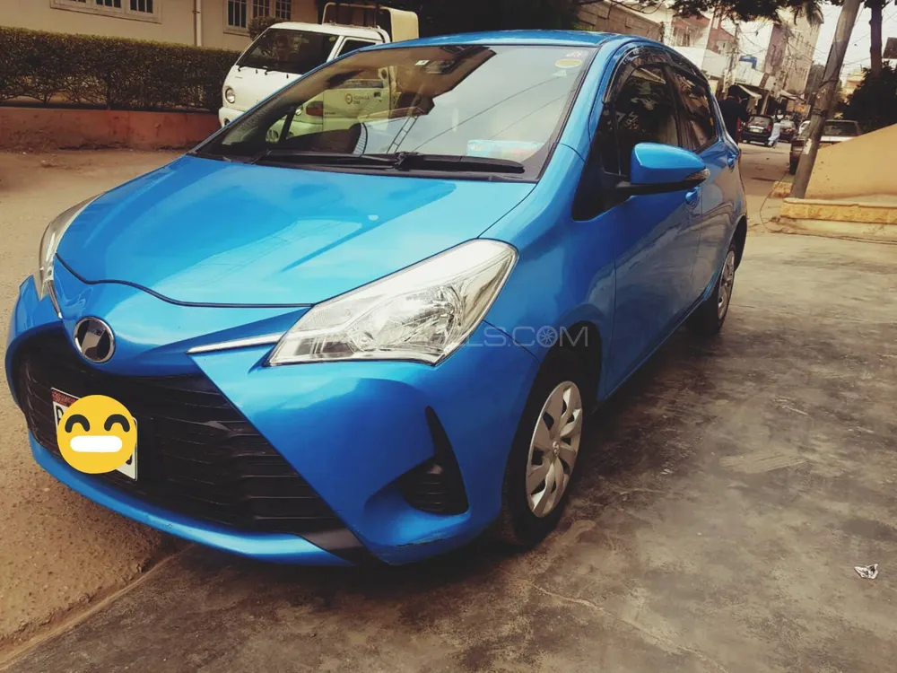 Toyota Vitz 2017 for Sale in Karachi Image-1