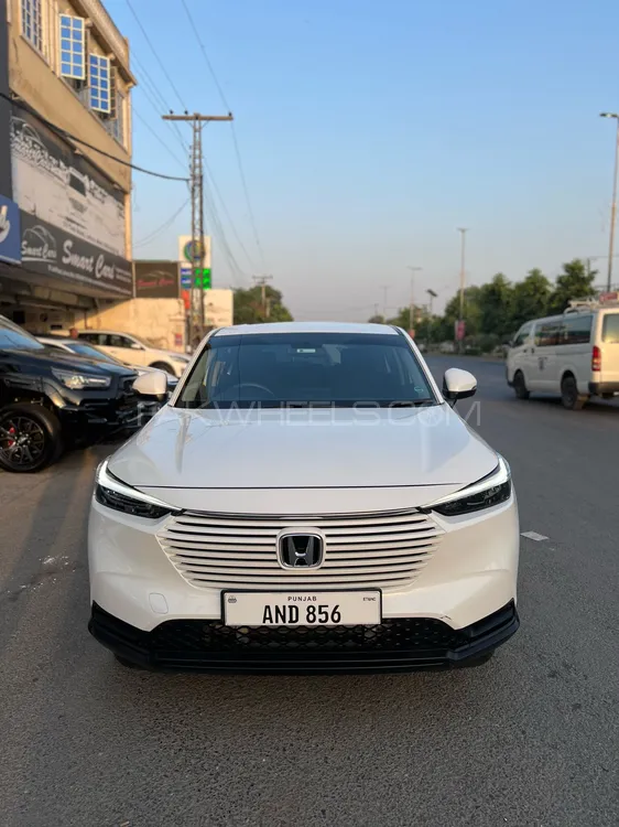 Honda HR-V 2023 for Sale in Lahore Image-1