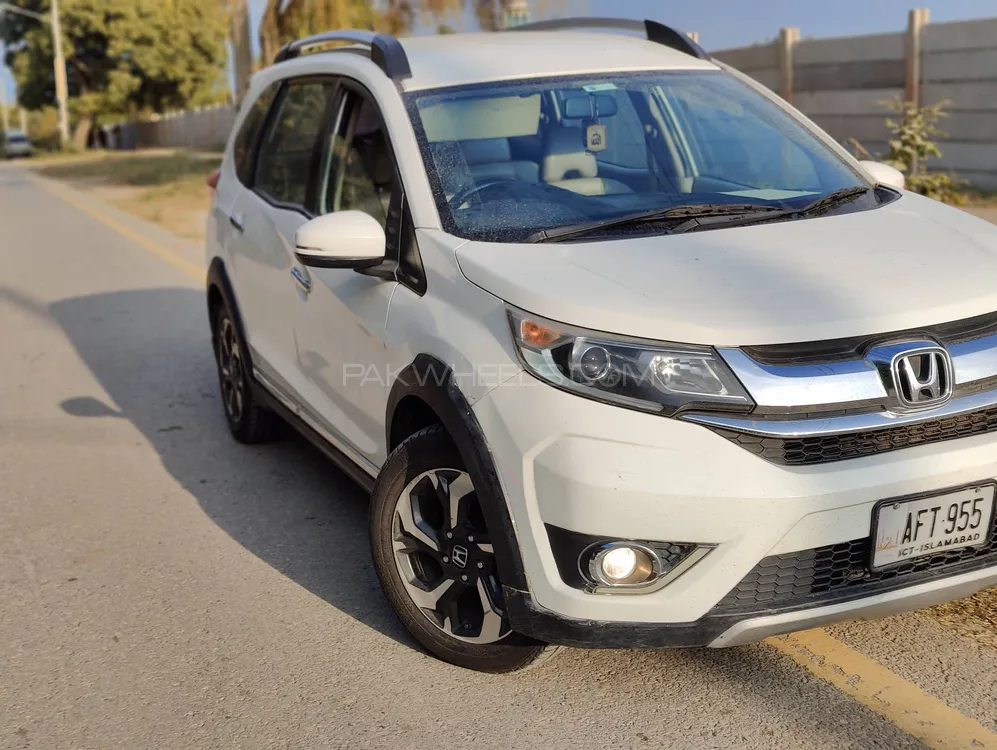 Honda BR-V 2017 for Sale in Islamabad Image-1