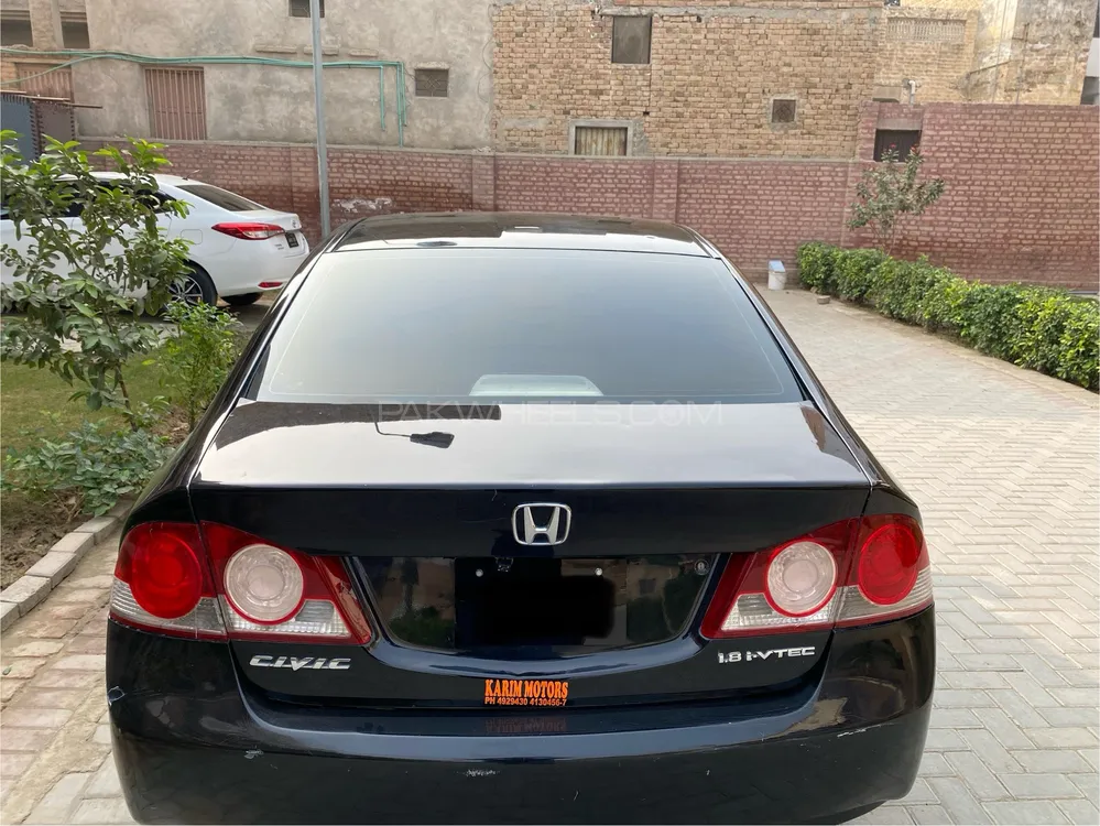 Honda Civic 2009 for Sale in D.G.Khan Image-1