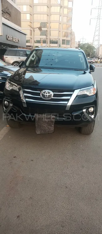 Toyota Fortuner 2021 for Sale in Karachi Image-1