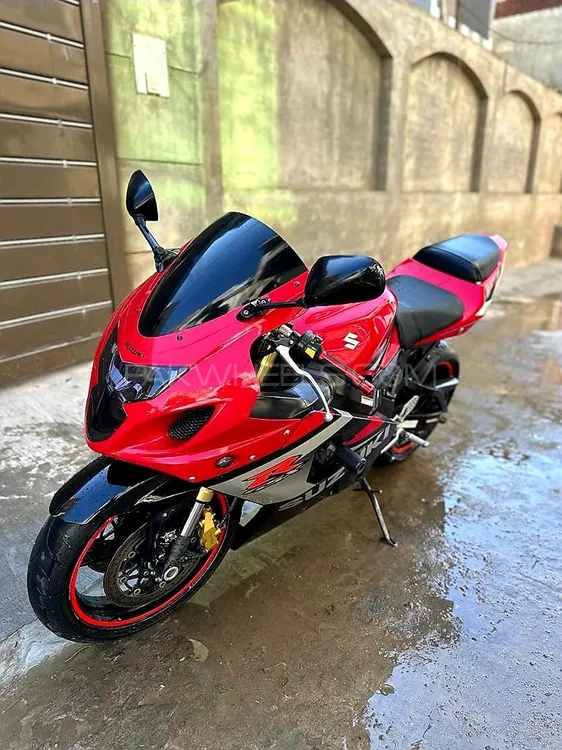 Suzuki GSX-R600 2005 for Sale Image-1