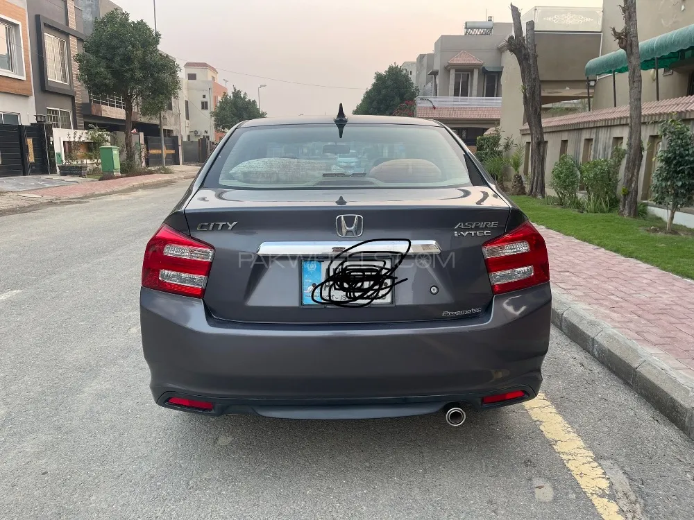 Honda City 2019 for Sale in Lahore Image-1