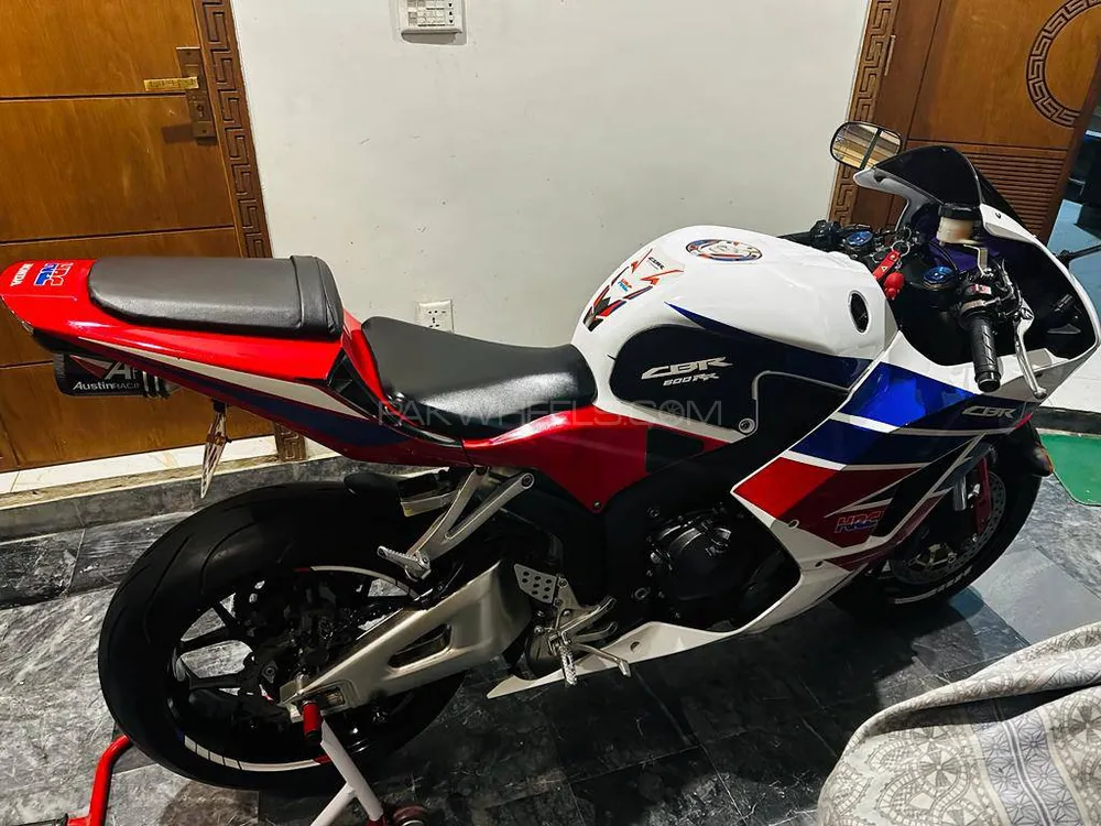 Honda CBR 600RR 2013 for Sale Image-1