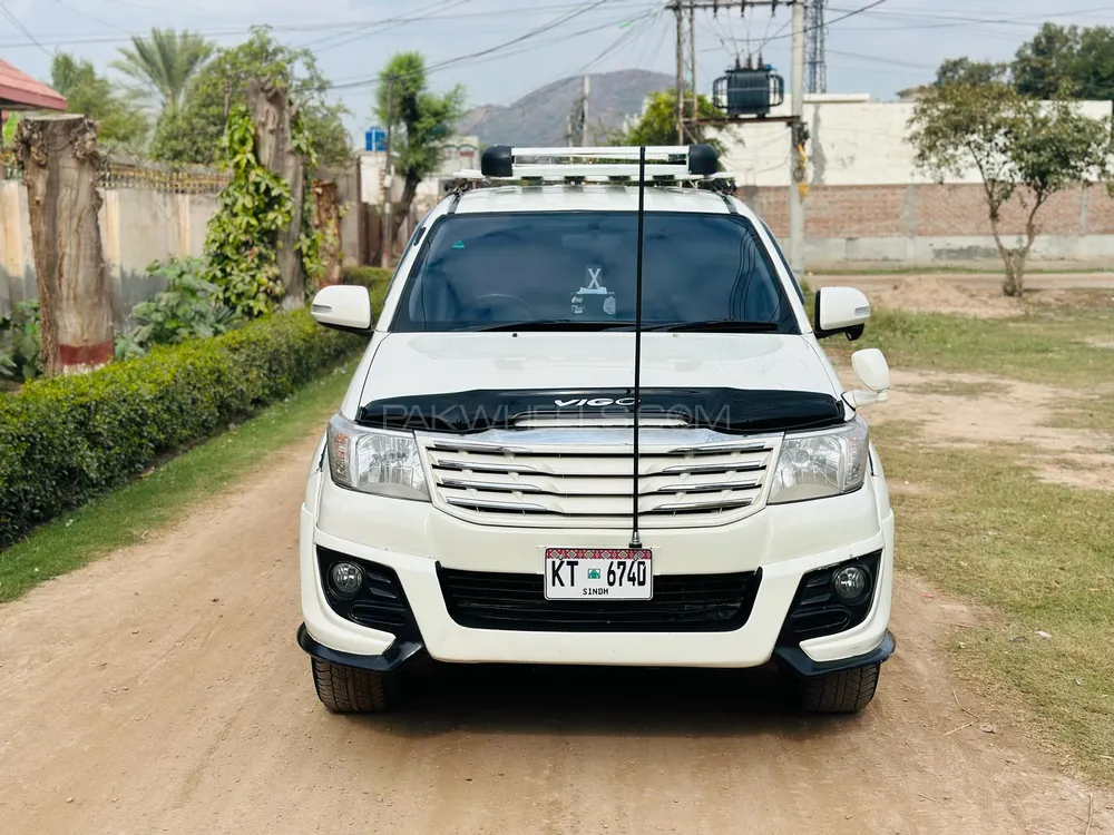 Toyota Hilux 2014 for Sale in Chiniot Image-1