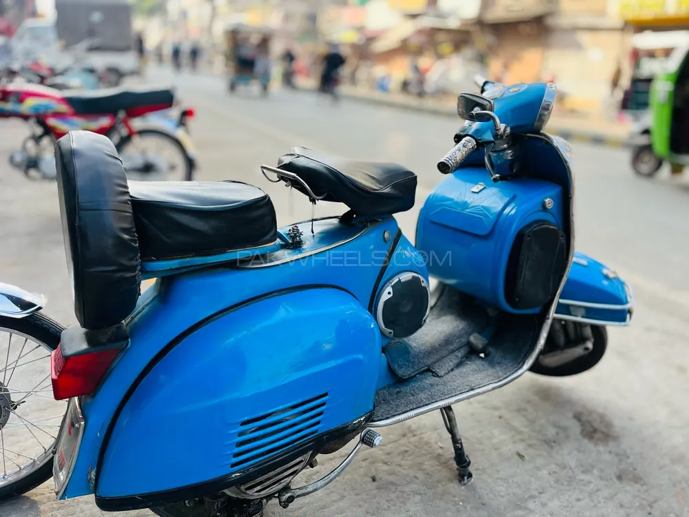 Vespa 150cc 1977 for Sale Image-1