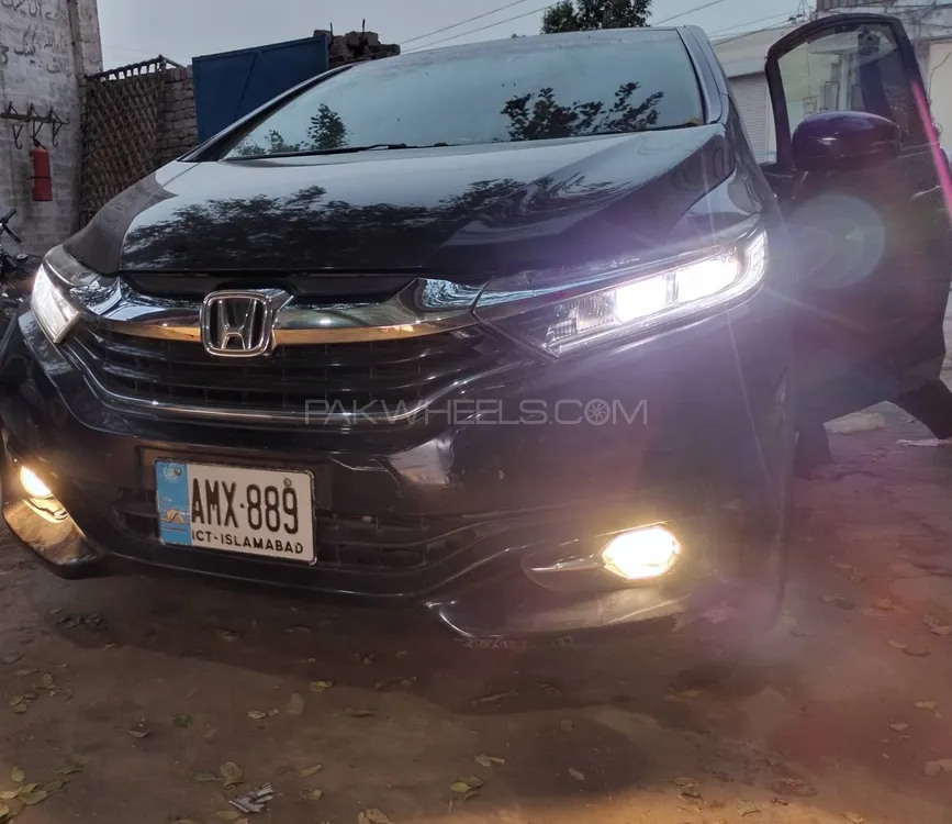 Honda Fit 2016 for Sale in Multan Image-1