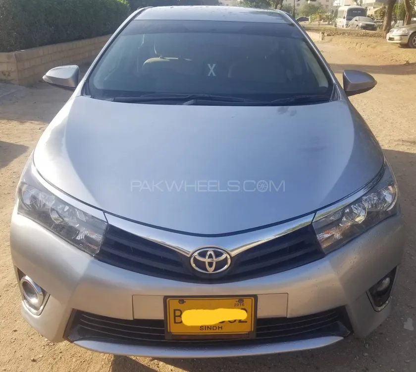Toyota Corolla 2015 for Sale in Karachi Image-1