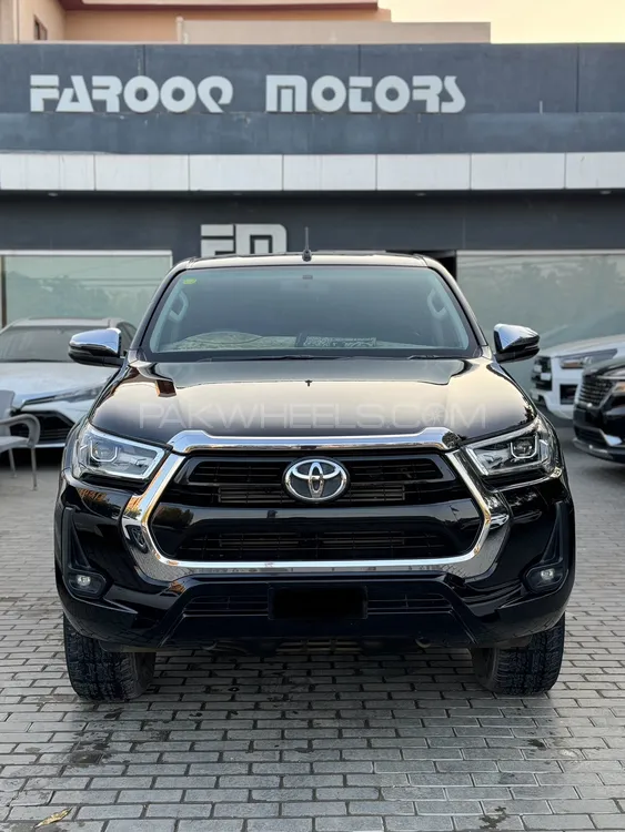 Toyota Hilux 2021 for Sale in Karachi Image-1