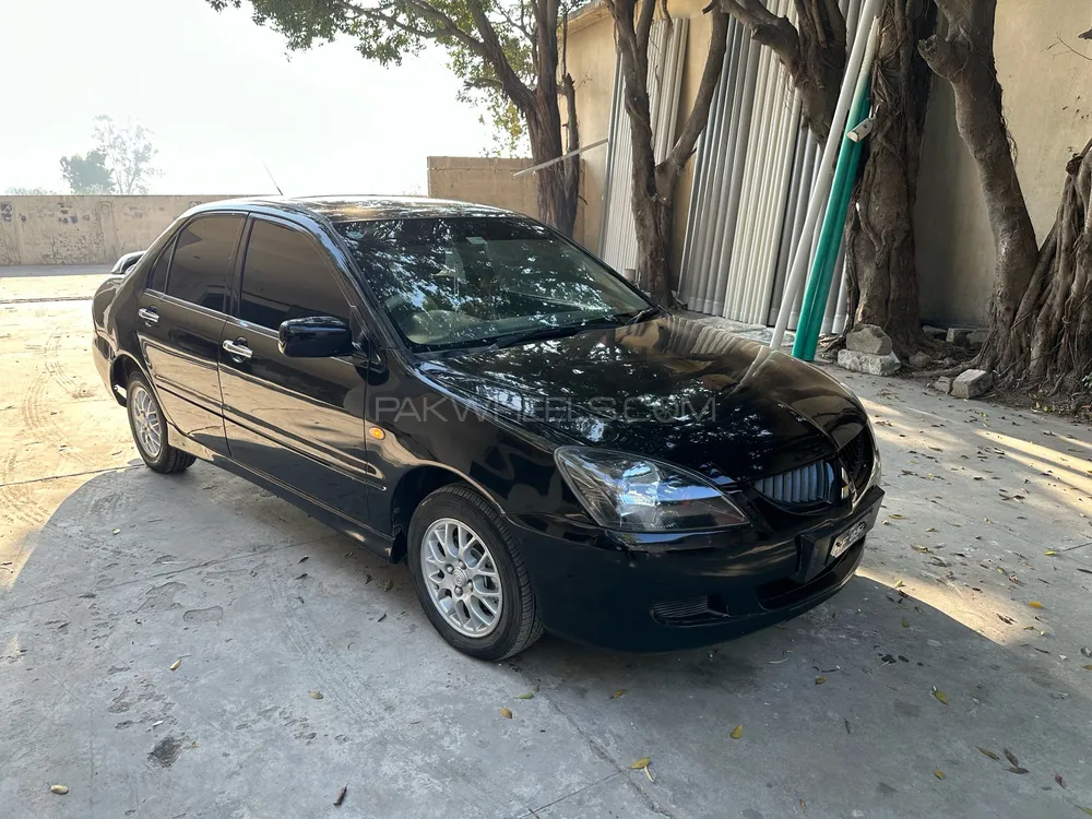 Mitsubishi Lancer 2004 for Sale in Gujrat Image-1