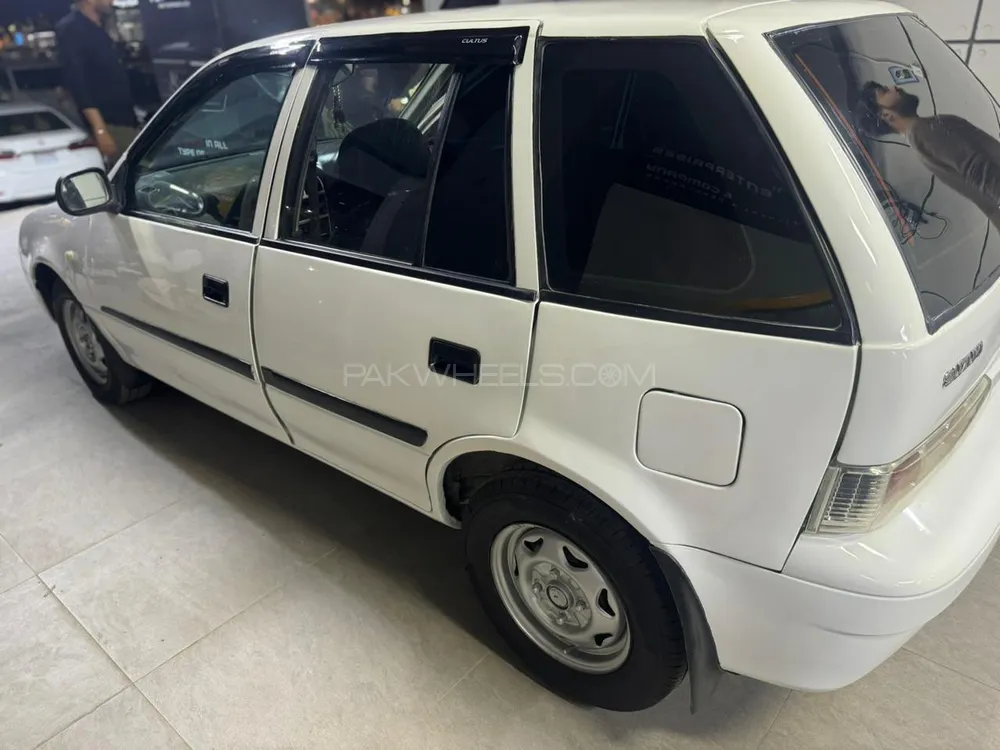 Suzuki Cultus 2011 for Sale in Karachi Image-1