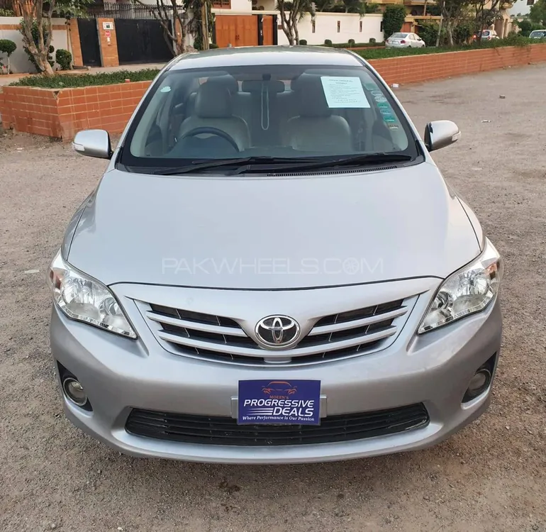 Toyota Corolla 2013 for Sale in Karachi Image-1