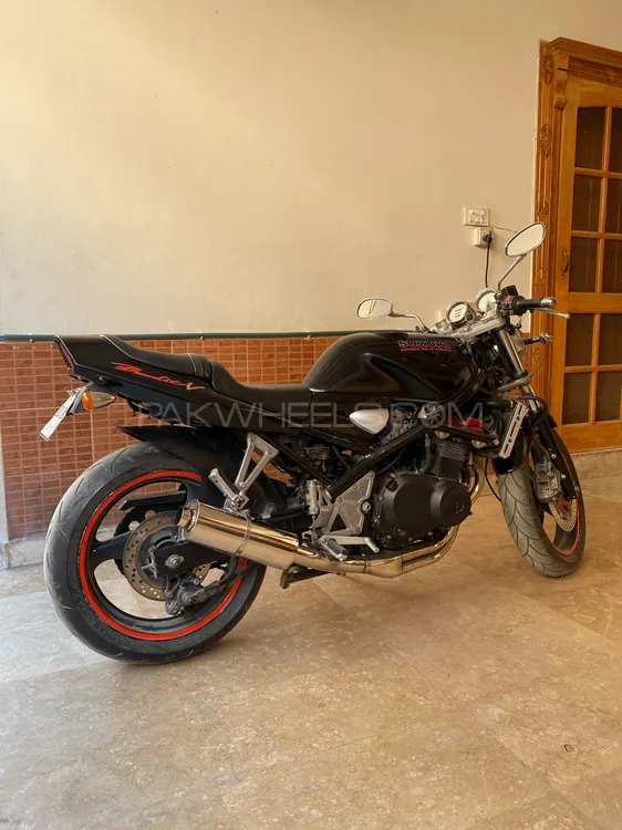 Suzuki Bandit 400VC 1997 for Sale Image-1