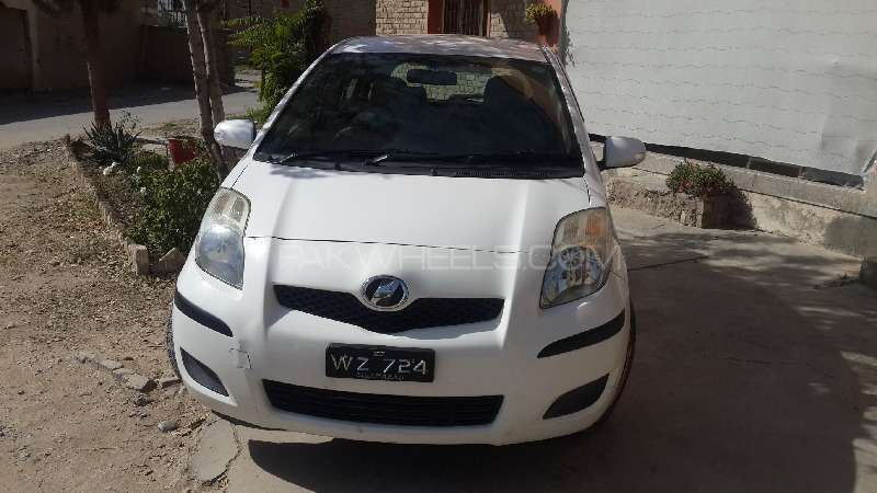 Toyota Vitz 2008 for Sale in Peshawar Image-1