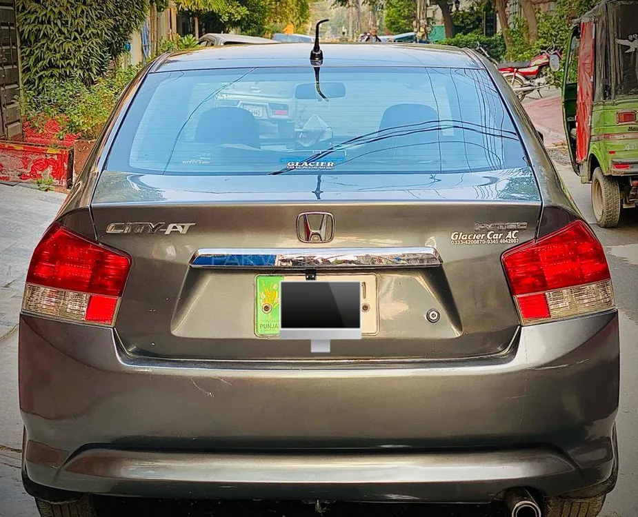 Honda City 2011 for Sale in Lahore Image-1