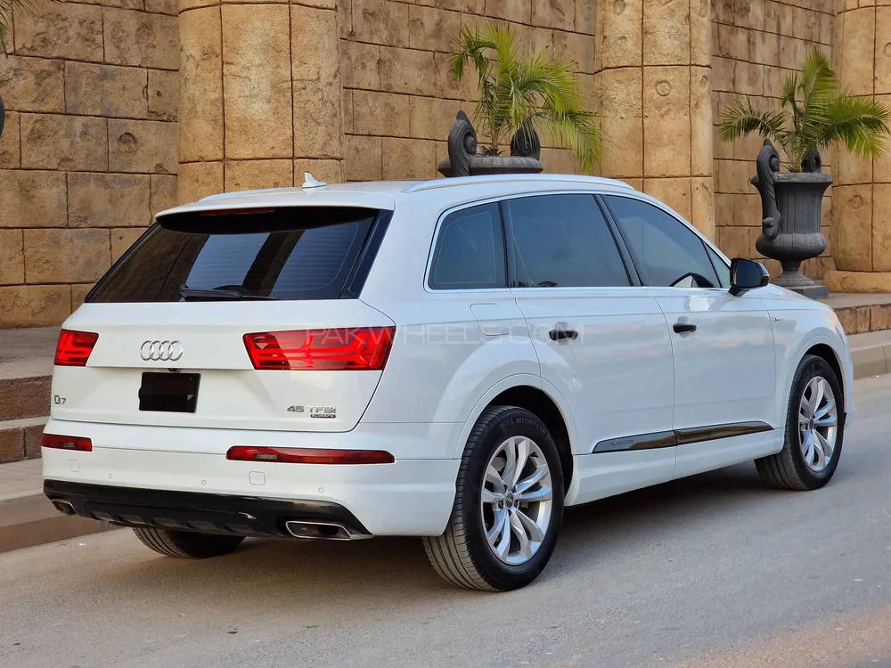 Audi Q7 2017 for sale in Islamabad