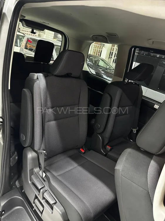 Nissan serena clearance isofix