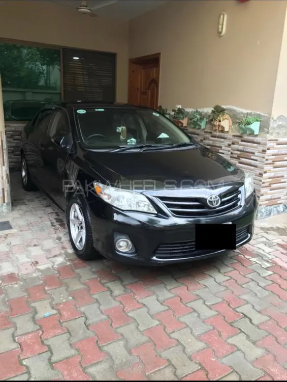 Toyota Corolla 2011 for Sale in Lahore Image-1