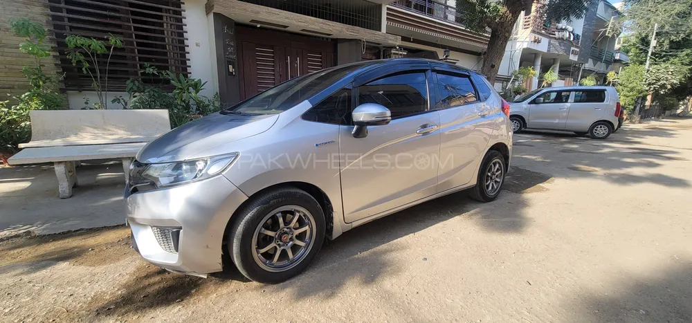 Honda Fit 2014 for Sale in Karachi Image-1