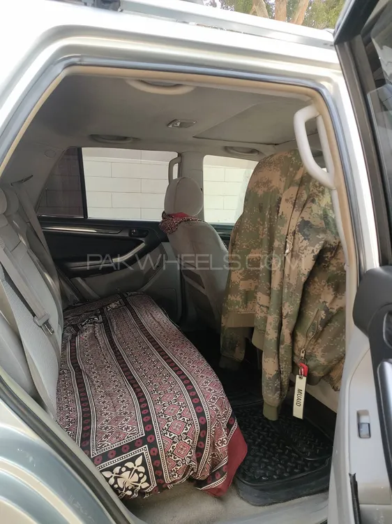 Toyota Surf 2003 for Sale in Karachi Toyota Surf 2003 for Sale in Karachi Image-7