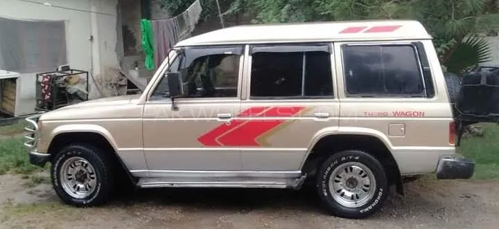 Mitsubishi Pajero 1986 for sale in Peshawar
