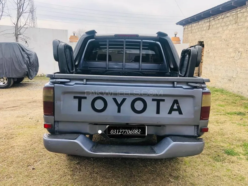 Toyota Hilux 2000 for sale in Mansehra