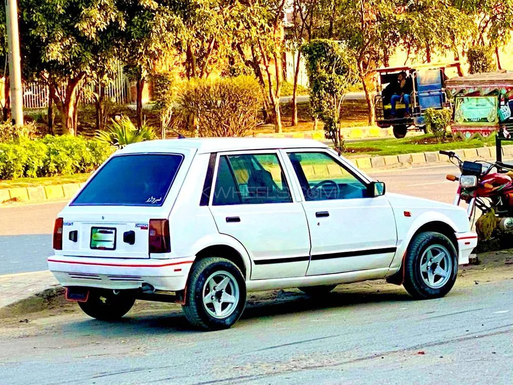 ڈائی ہاٹسو شیراڈ 1984 for Sale in لاہور Image-1