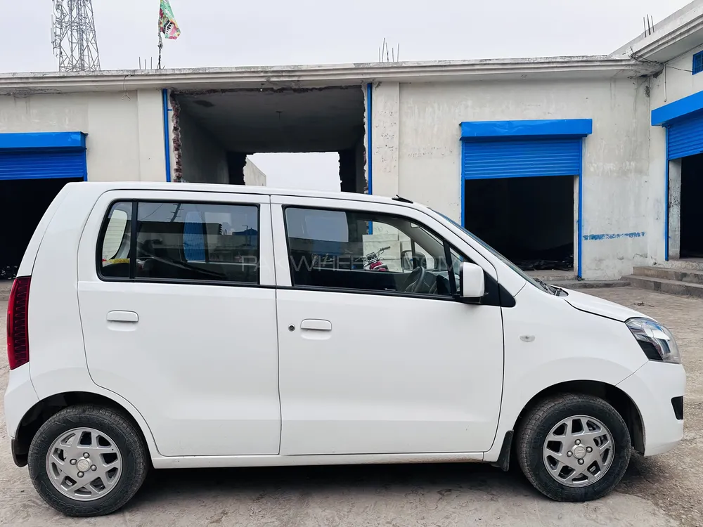Suzuki Wagon R 2023 for sale in Gujrat
